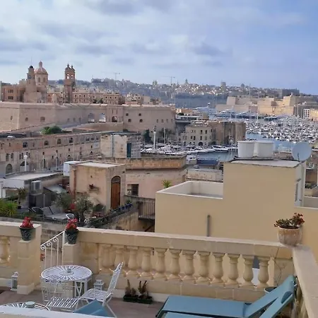 No18 * Cospicua